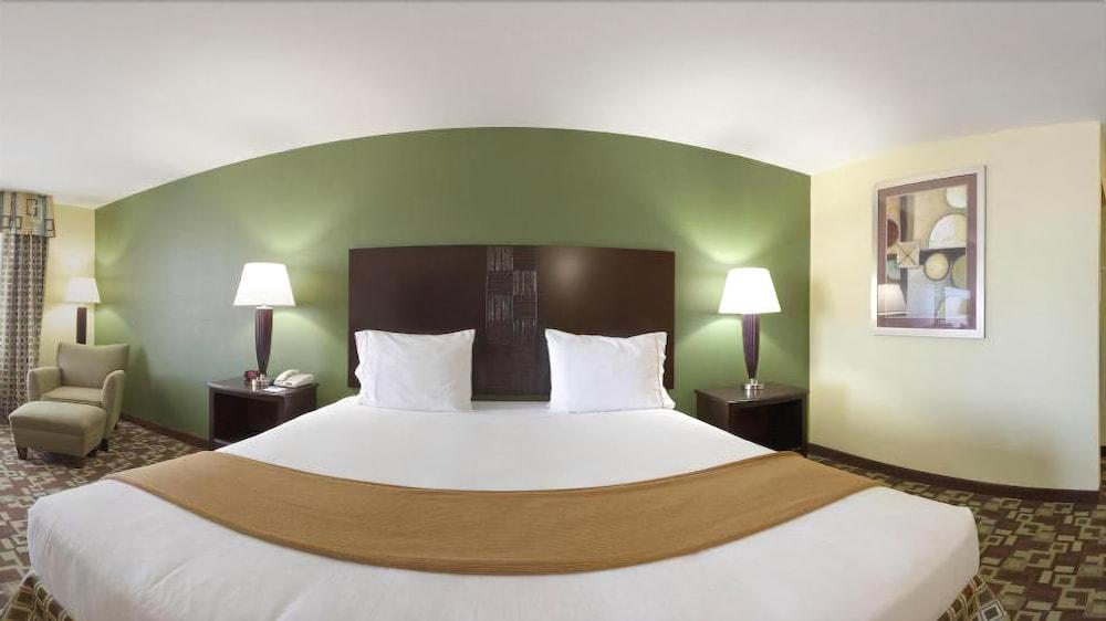 Holiday Inn Express Hotel & Suites Dumas By Ihg Екстериор снимка