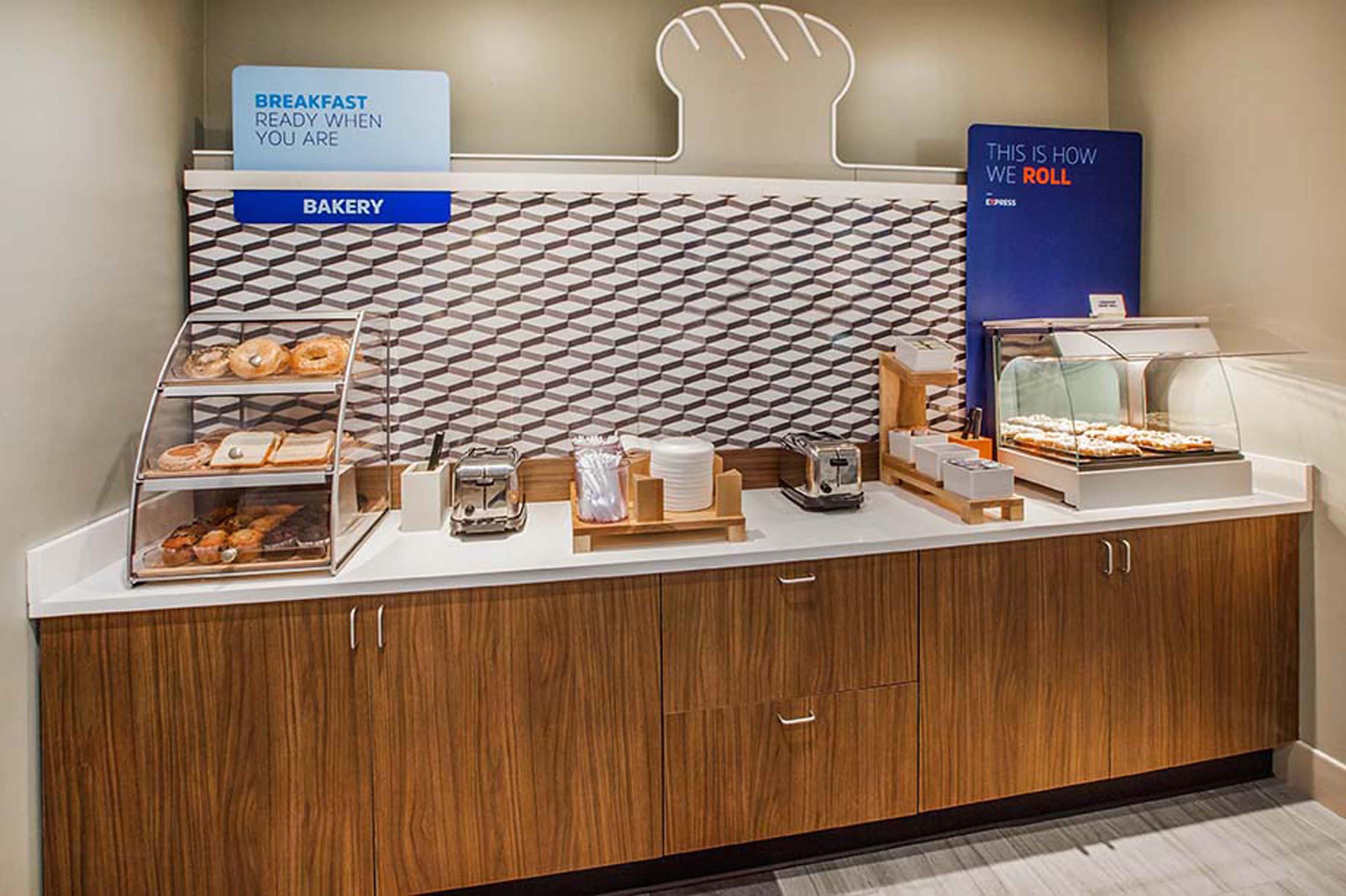 Holiday Inn Express Hotel & Suites Dumas By Ihg Екстериор снимка