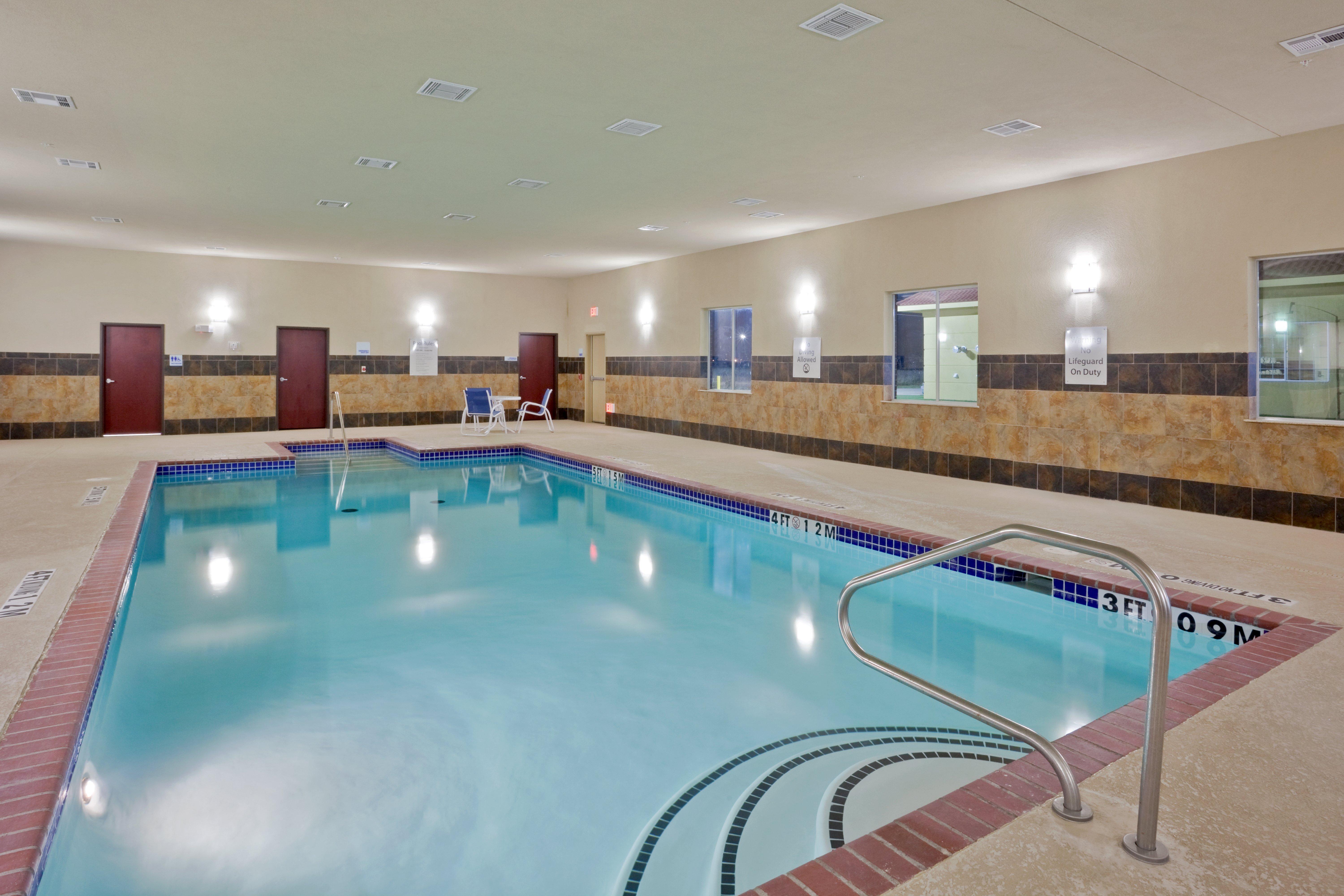Holiday Inn Express Hotel & Suites Dumas By Ihg Екстериор снимка