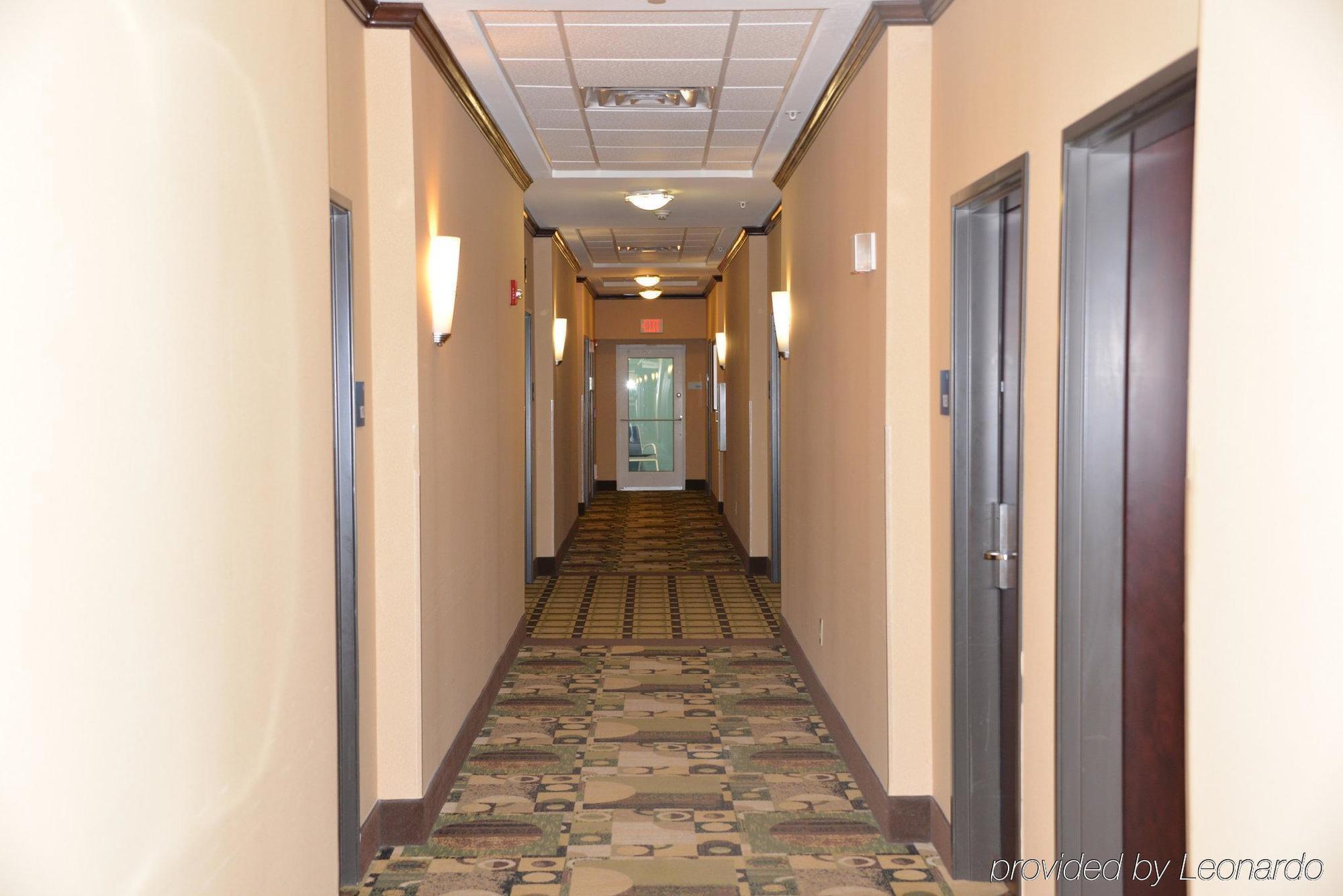 Holiday Inn Express Hotel & Suites Dumas By Ihg Екстериор снимка