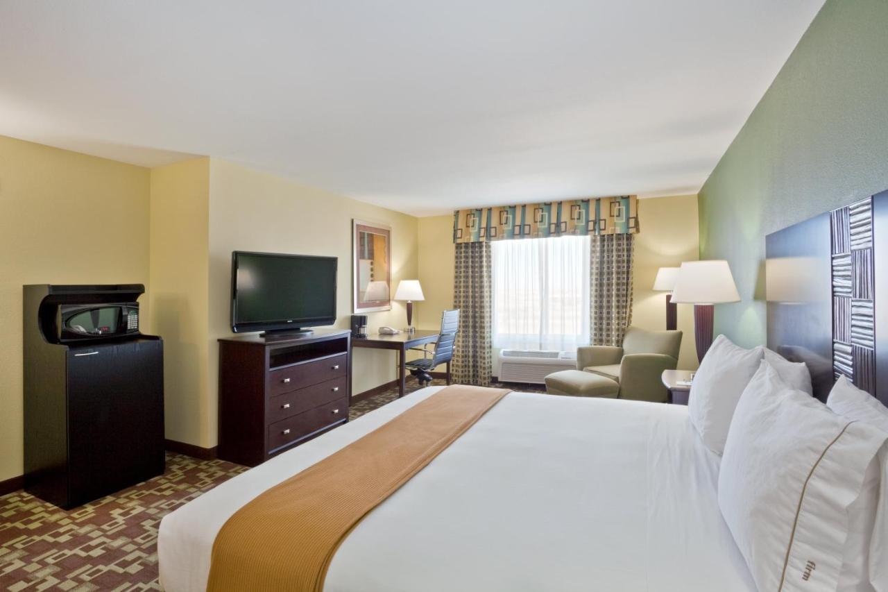 Holiday Inn Express Hotel & Suites Dumas By Ihg Екстериор снимка